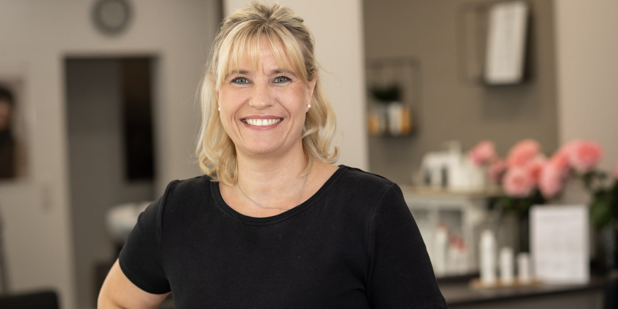 Nadine McGregor: Nagel-Design & Beauty-Assistenz, Rezeption
